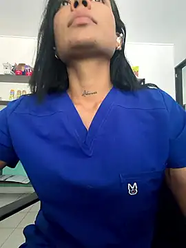 Sarah Hinata online show from 01/07/26, 04:20