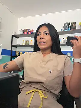 Sarah Hinata online show from 01/08/26, 01:35