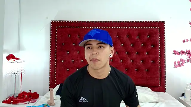 Jaden and sofia online show from 05/15/26, 03:13