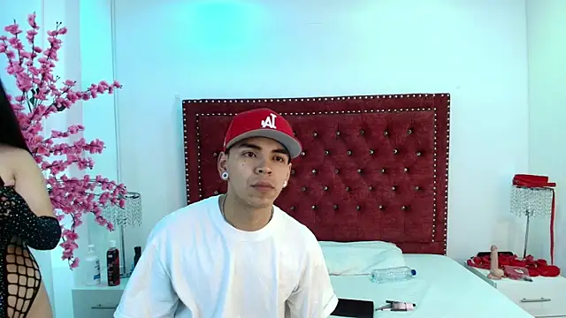 Jaden and sofia online show from 05/26/26, 03:13