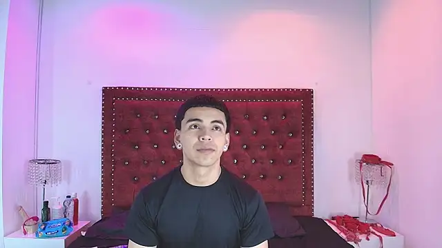 Jaden and sofia online show from 06/04/26, 03:23