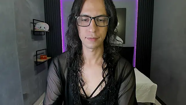 Luna Winstonn online show from 01/15/26, 01:59