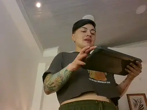 kat paradise online show from 03/28/26, 11:43