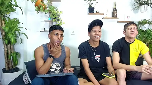 Interracial Snow Bunny online show from 02/20/26, 09:15