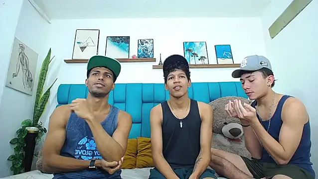 Interracial Snow Bunny online show from 03/23/26, 08:13