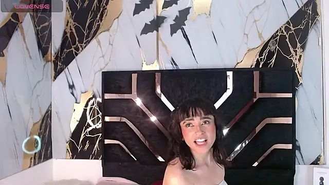 Snapshot of yessbooscs chatting on 12/23/25, 05:05 yessbooscs online show from 12/23/25, 05:05