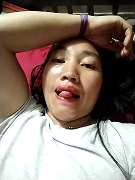 Lovephay8x online show from 05/06/26, 09:42