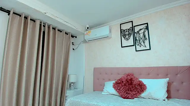 littlemolly walcott online show from 03/31/26, 11:49