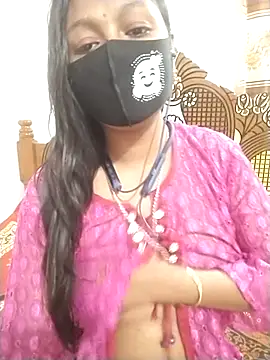 sumi couele18 online show from 04/08/26, 05:35