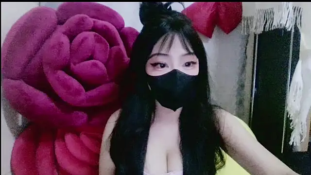 Snapshot of Girl-wets chatting on 02/04/26, 04:57 Girl-wets online show from 02/04/26, 04:57