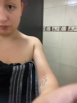 Scarlet auraa online show from 03/04/26, 08:26