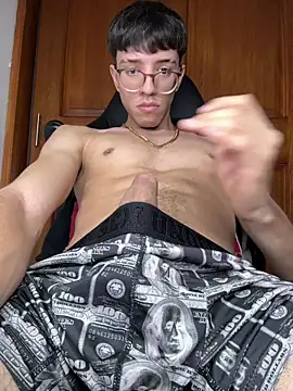 ArthurDavies  online show from 02/23/26, 08:33