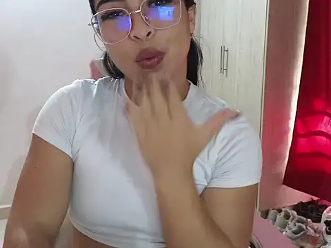 Daphne Grayy online show from 02/05/26, 10:03