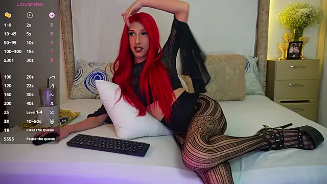 Snapshot of xkassandraxx chatting on 06/15/26, 05:42 xkassandraxx online show from 06/15/26, 05:42