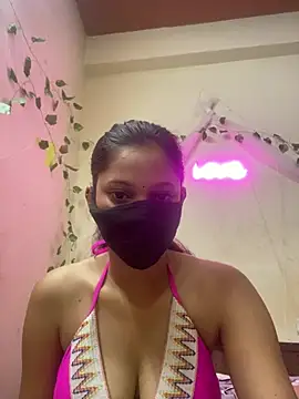 Snapshot of sexyyy_sonia chatting on 07/17/26, 05:47 sexyyy sonia online show from 07/17/26, 05:47