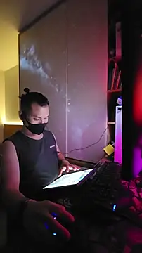 OnlyHand9x online show from 03/24/26, 05:40