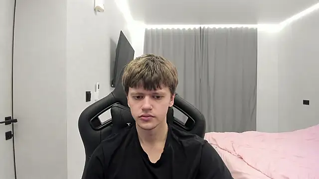 bonekoambalabu online show from 03/15/26, 11:00