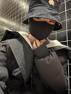 Snapshot of ZJbaby chatting on 03/05/26, 01:29 ZJbaby online show from 03/05/26, 01:29