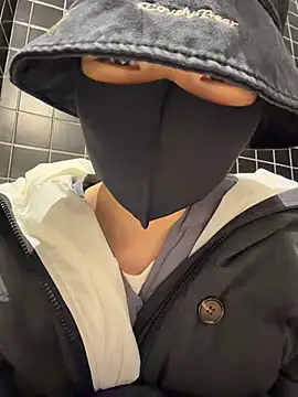 Snapshot of ZJbaby chatting on 03/06/26, 01:29 ZJbaby online show from 03/06/26, 01:29