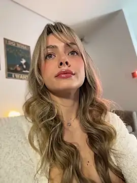 Kylie Mystic online show from 04/21/26, 03:02