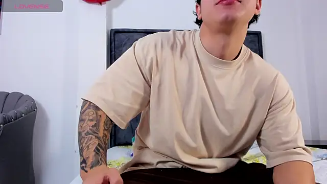 Liam saint online show from 02/01/26, 12:37