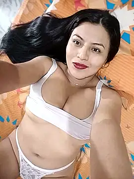 Laura-2026 online show from 01/11/26, 04:17