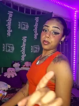 NYXHELLSQUEEN online show from 04/18/26, 12:03