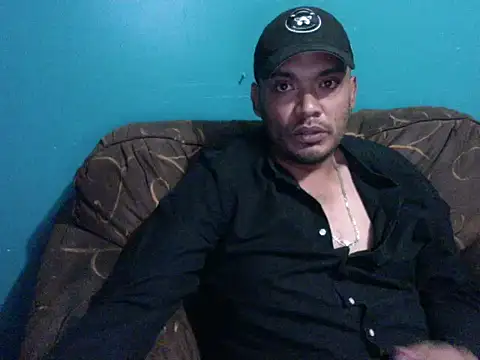 latinomoreno95 online show from 02/26/26, 01:04