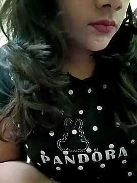 Snapshot of Aanurani chatting on 02/13/26, 07:48 Aanurani online show from 02/13/26, 07:48