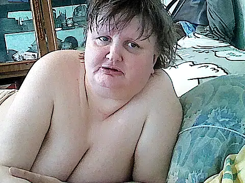 Snapshot of nataly4560 chatting on 05/16/26, 04:17 nataly4560 online show from 05/16/26, 04:17