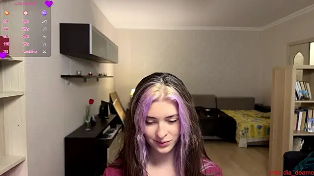 Dia DeAmas online show from 04/15/26, 01:18