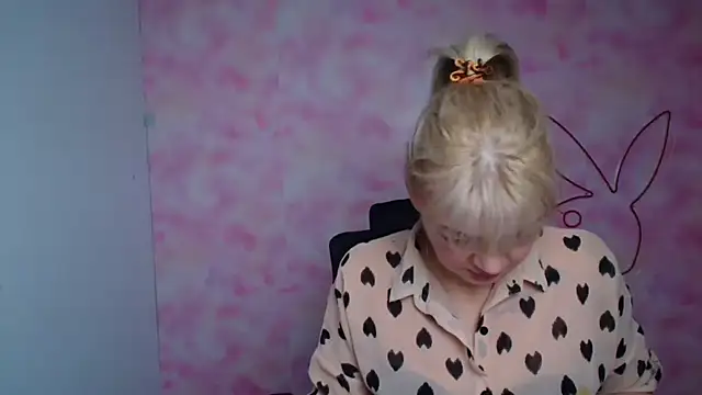 Madonna Fire online show from 02/27/26, 01:00