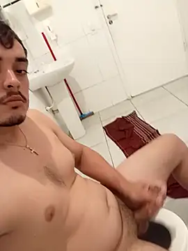Juninho18c online show from 04/20/26, 05:05
