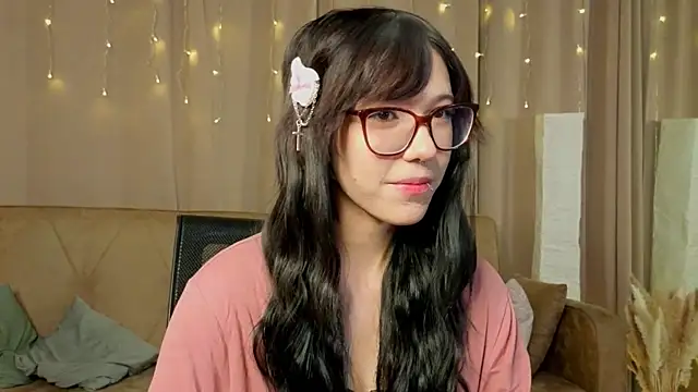 Snapshot of LaveraBadlam chatting on 01/10/26, 07:26 LaveraBadlam online show from 01/10/26, 07:26