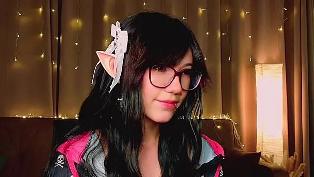 Snapshot of LaveraBadlam chatting on 01/15/26, 06:55 LaveraBadlam online show from 01/15/26, 06:55