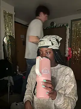 CookiesNcreaming online show from 03/07/26, 03:36