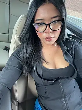 AnahiSkye online show from 04/15/26, 04:25