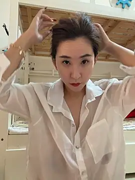 Jingjingxiang-520 online show from 02/15/26, 07:16