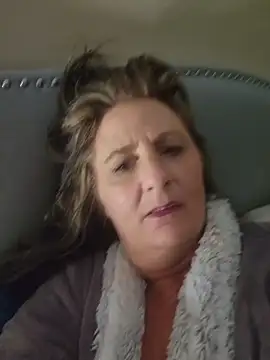 HotAzMilf online show from 02/02/26, 07:56