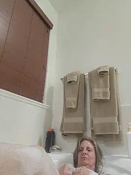 HotAzMilf online show from 03/20/26, 09:58