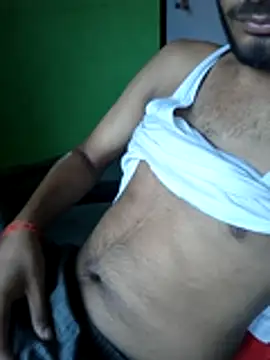 Snapshot of avi007pp chatting on 07/09/26, 05:22 avi007pp online show from 07/09/26, 05:22