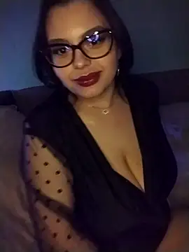 laillaluxe online show from 03/09/26, 08:46