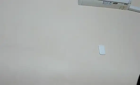 Snapshot of vanesadimaria chatting on 03/10/25, 10:45 vanesadimaria online show from 03/10/25, 10:45