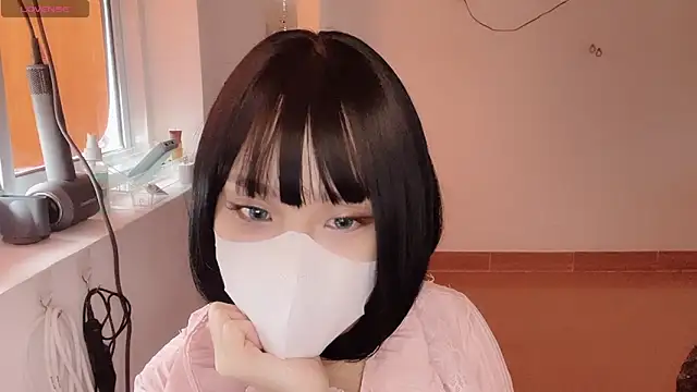 Snapshot of Tieu-May chatting on 02/04/26, 05:46 Tieu-May online show from 02/04/26, 05:46