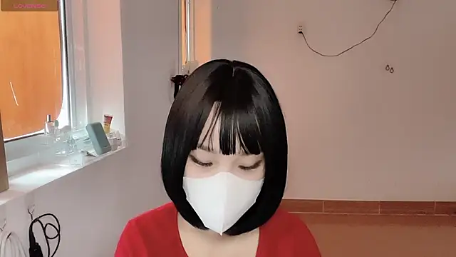 Snapshot of Tieu-May chatting on 02/07/26, 07:12 Tieu-May online show from 02/07/26, 07:12