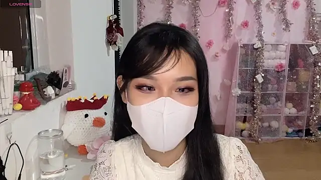 Tieu-May online show from 03/08/26, 06:06