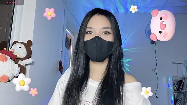 Snapshot of Tieu-May chatting on 05/28/26, 07:38 Tieu-May online show from 05/28/26, 07:38