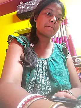 Snapshot of Romance_Aliya chatting on 02/08/26, 09:40 Romance Aliya online show from 02/08/26, 09:40