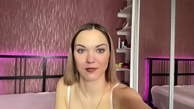 Flora Amber online show from 01/16/26, 08:29