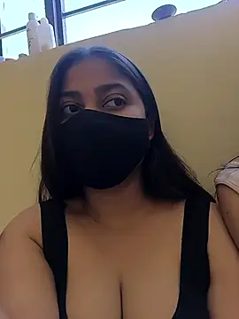 Snapshot of Sakshi-Aditi chatting on 02/07/26, 07:34 Sakshi-Aditi online show from 02/07/26, 07:34